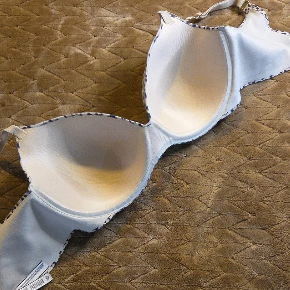 Leopard Print Women's Bra - Picture 3 of 4